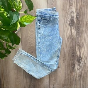 Justice / Acid Wash Distressed Blue Jeans / Girls Size 12 / Like New